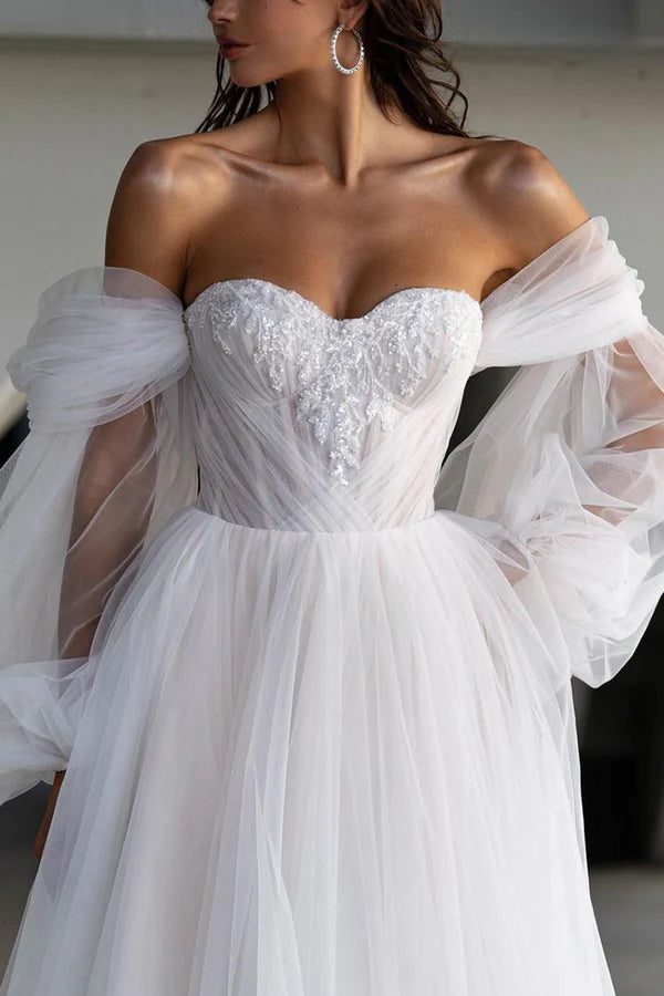 Abito da sposa casual con scollo a cuore e maniche a trapezio, stile country